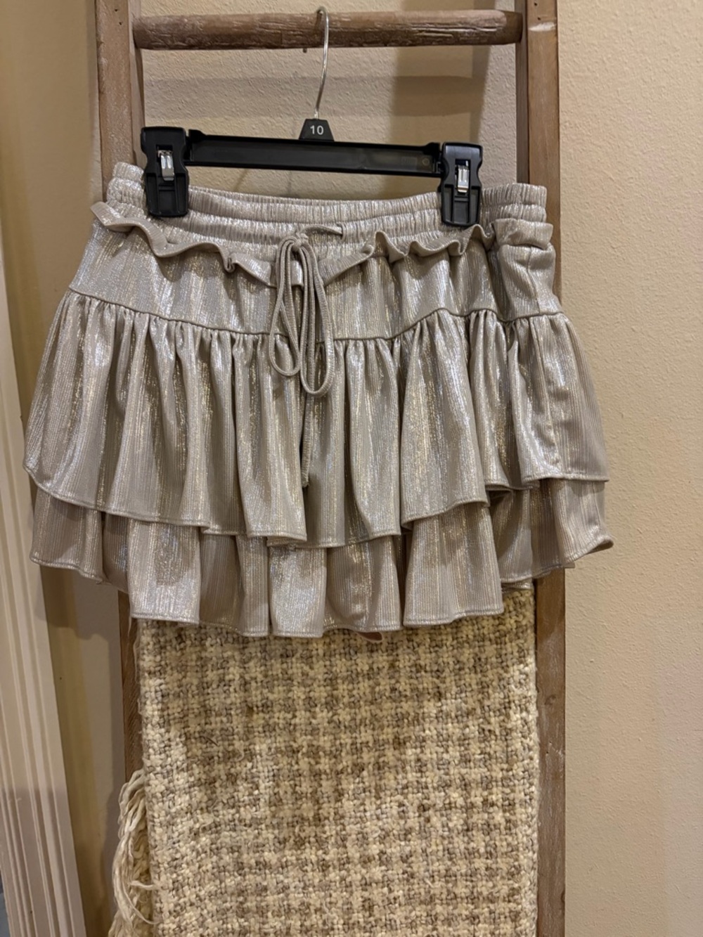 Cotton Candy Metallic Ruffle Tiered Mini Skirt gold/- Silver